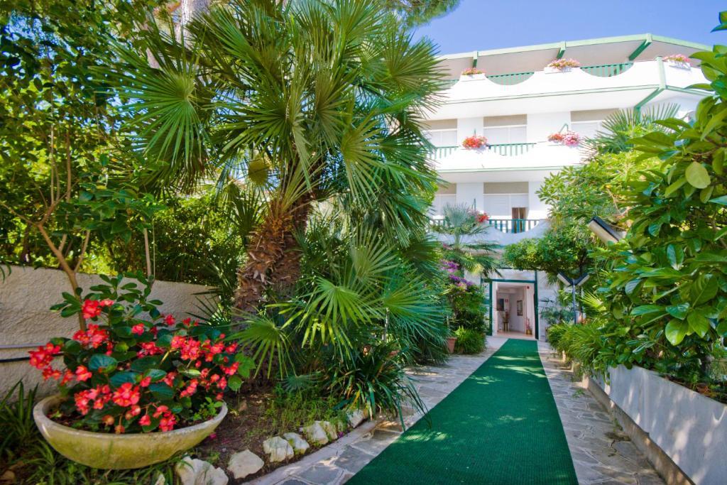 Hotel K2 Numana Exterior photo